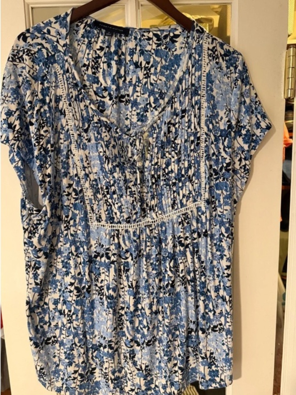 Tommy Hilfiger Blue and White Floral V-Neck Tunic